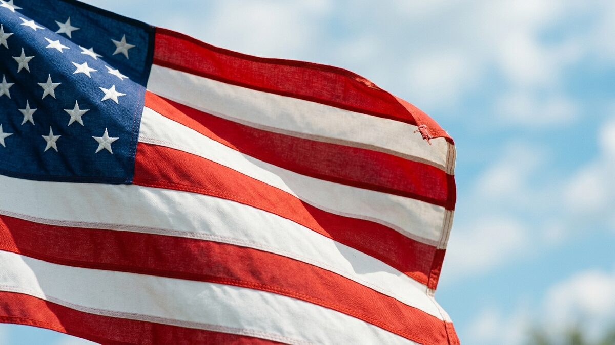 American flag colors symbolism